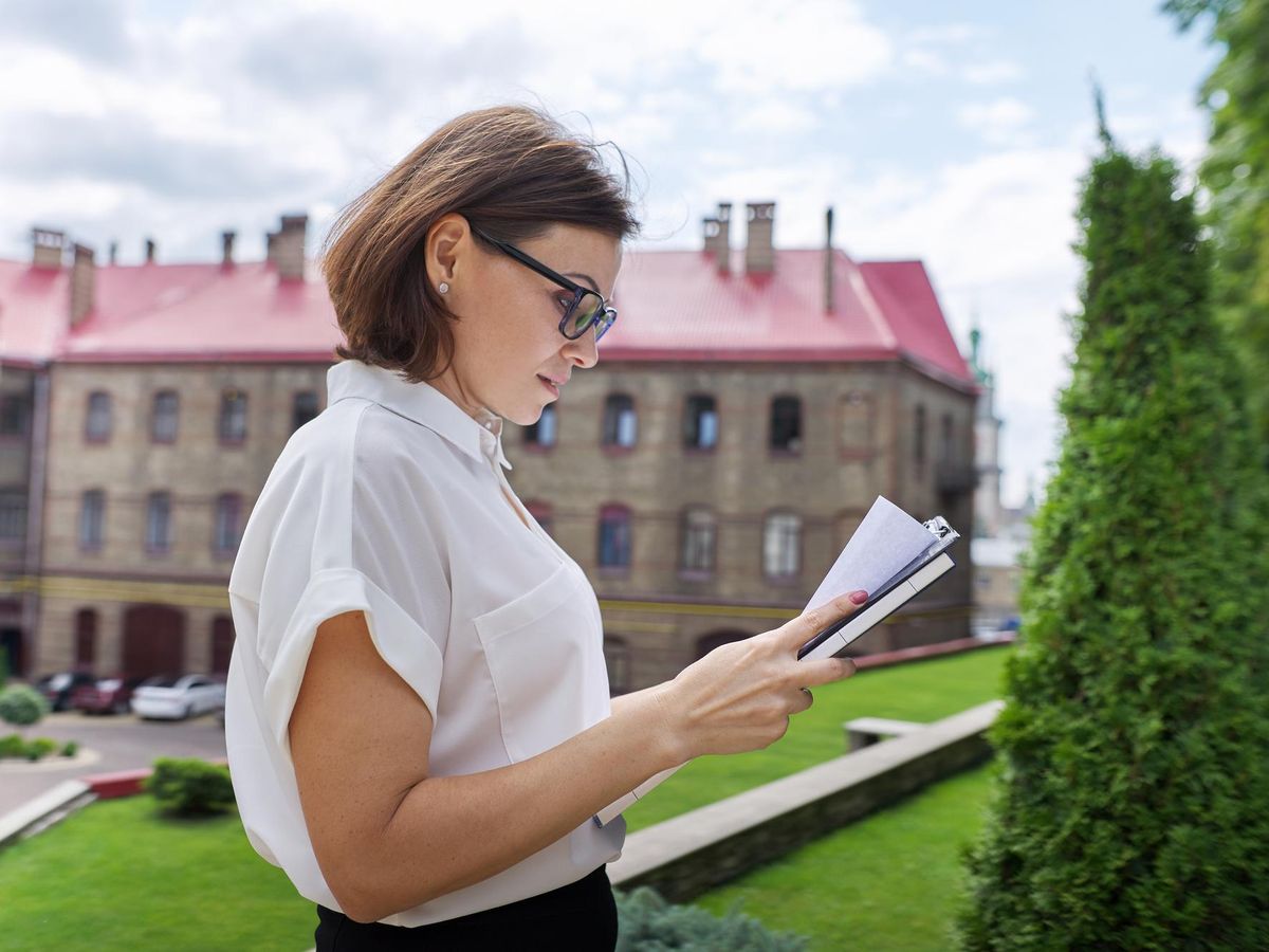 Przewodnik po uczelniach wyższych we Frankfurcie nad Menem – wybierz najlepszą drogę do sukcesu